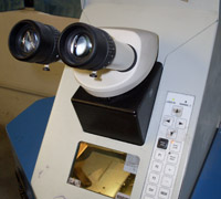 saldatura laser Firenze,  l'immagine mostra una macchian indusriale
 usata per l'esecuzione delel saldature al laser